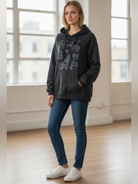 Taylor Swift Eras Tour Graphic Concert Hoodie L Black